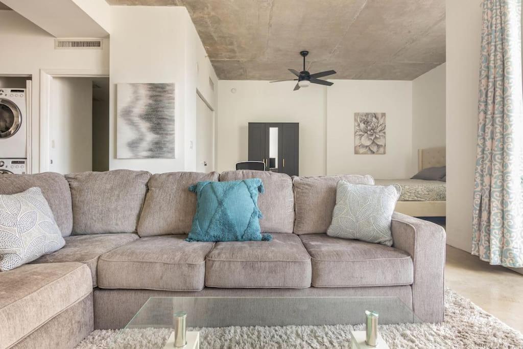 1Br Loft In Downtown With Bay View And Workspace Miami Exterior photo