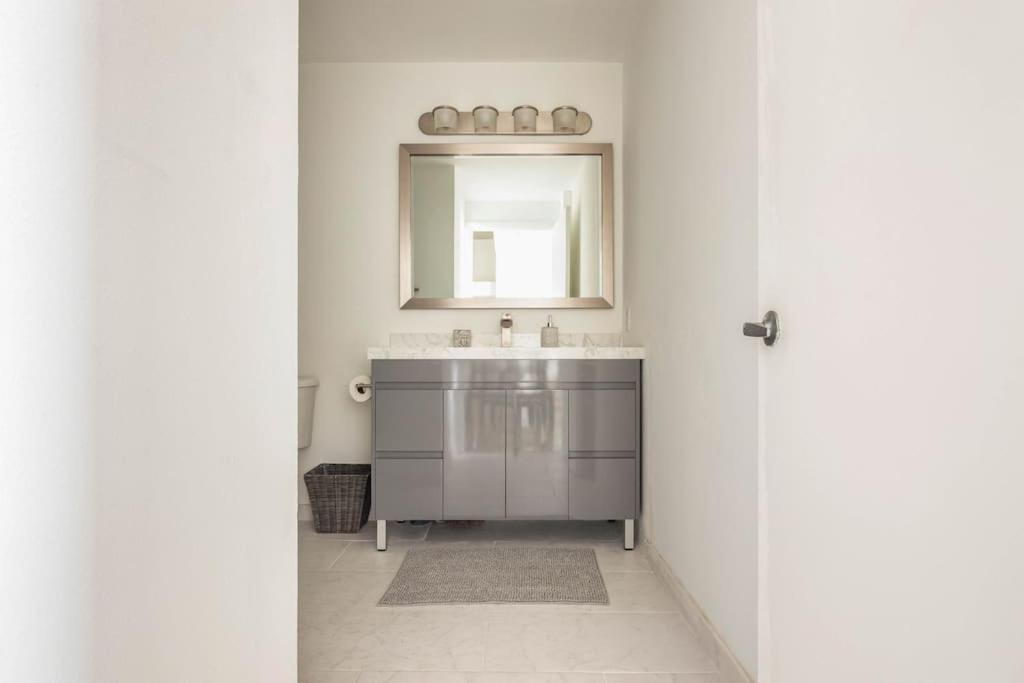 1Br Loft In Downtown With Bay View And Workspace Miami Exterior photo